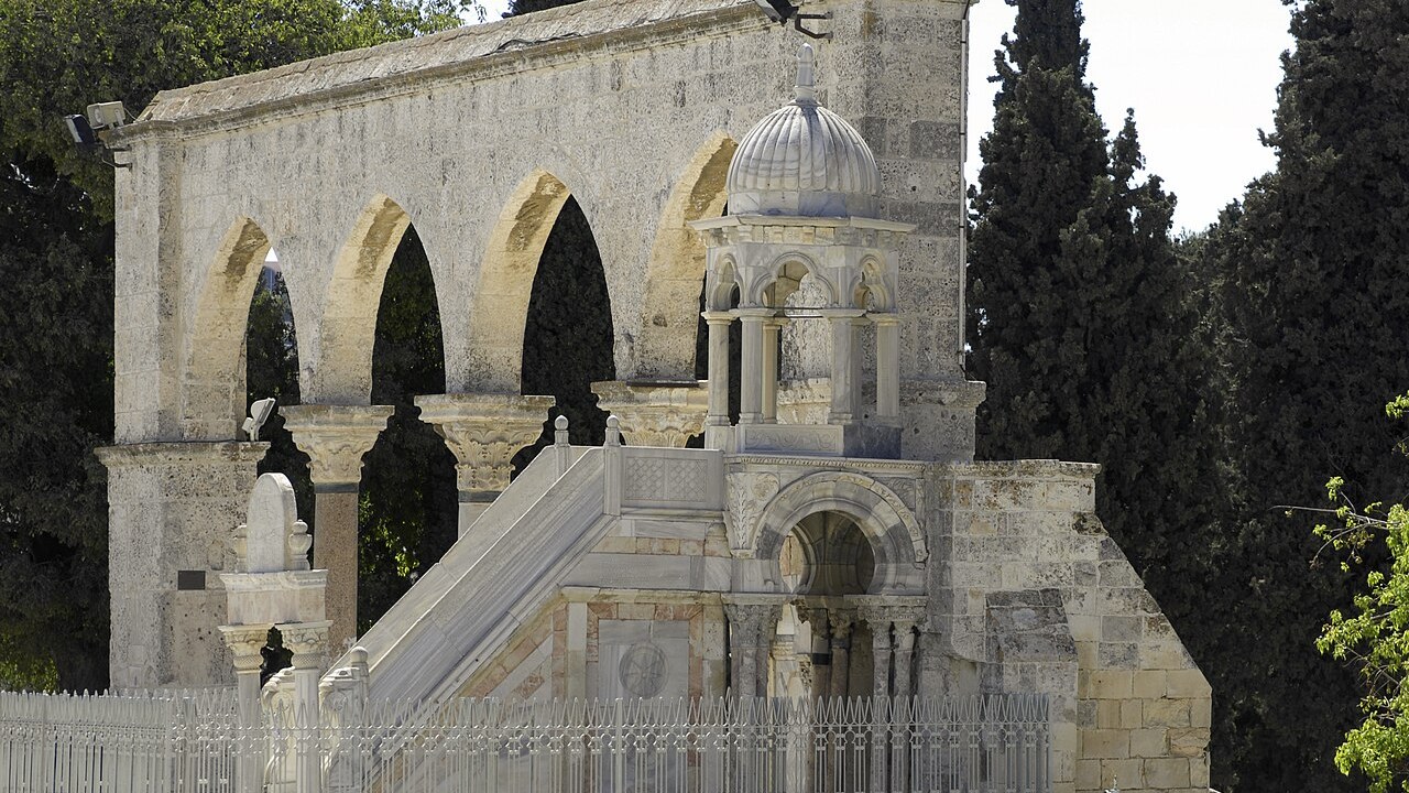 Construire une mosquée en France : défis et solutions